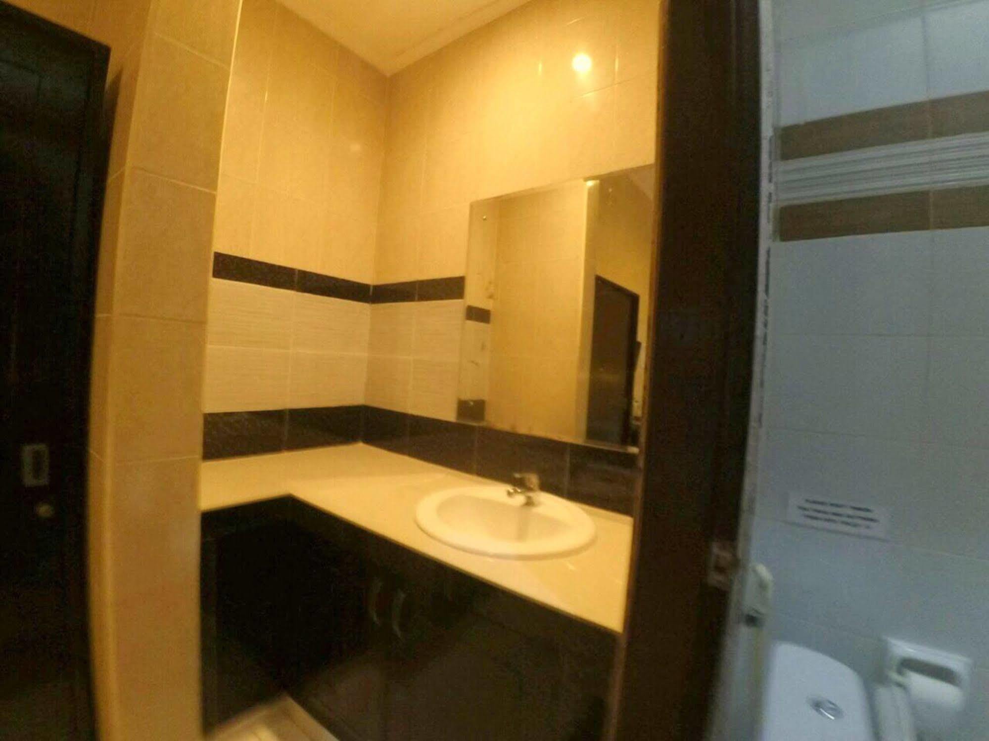 Hotel Denays House Jimbaran Exterior foto